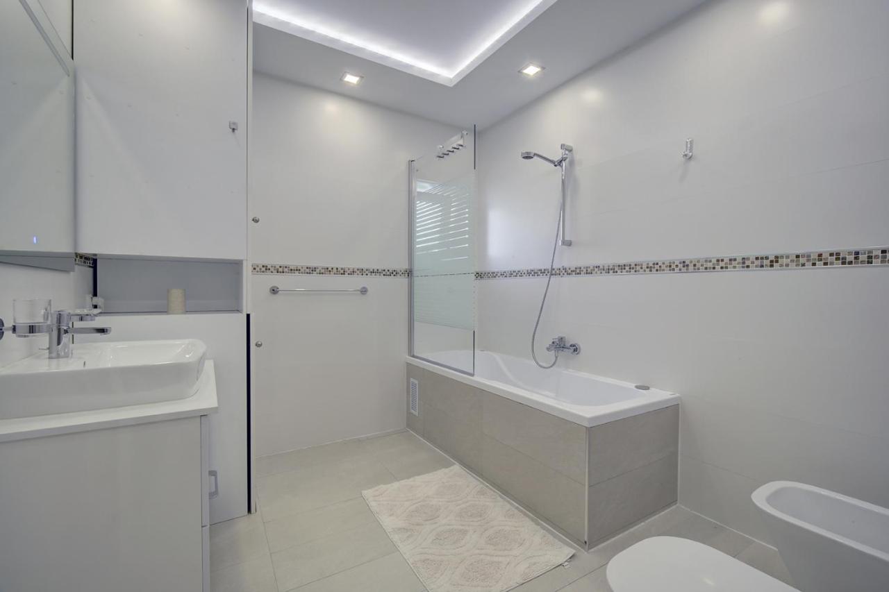 Westminster Puerto Banus Marina Apartamento Marbella Exterior foto